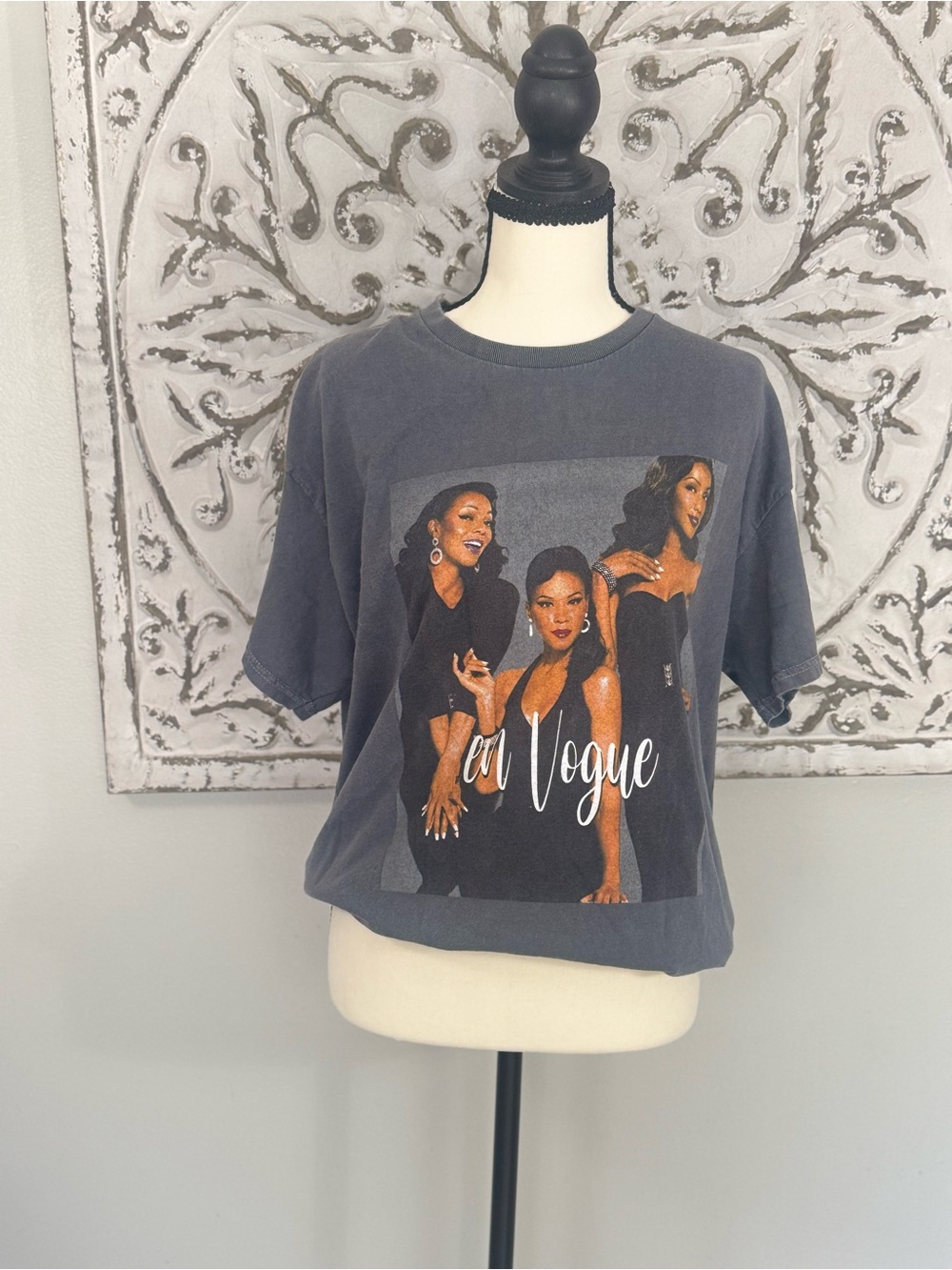 EnVogue Black Graphic Tee with Group Photo Print
